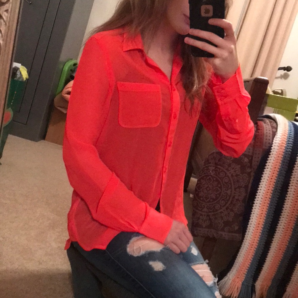 Bright Pink American Eagle Button up🌞